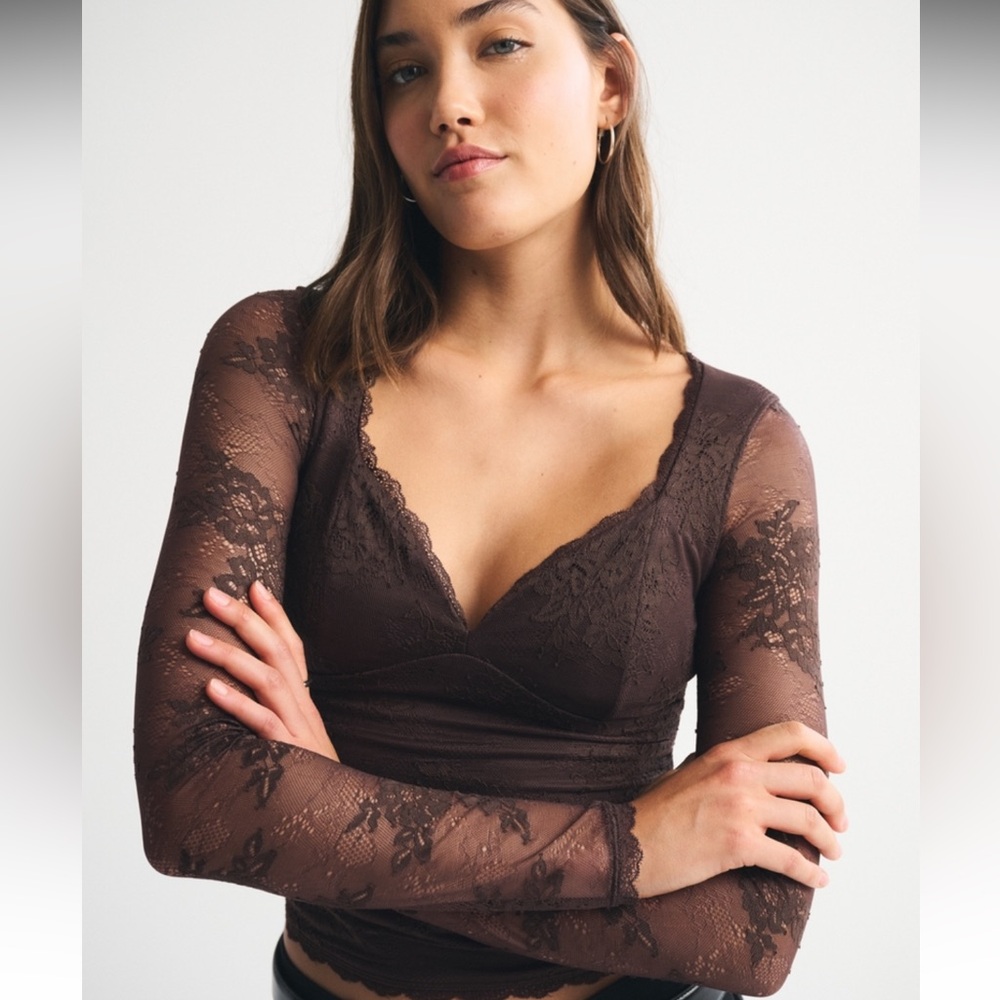 NWT Abercrombie & Fitch Zoe Long Sleeve Lace Top XS